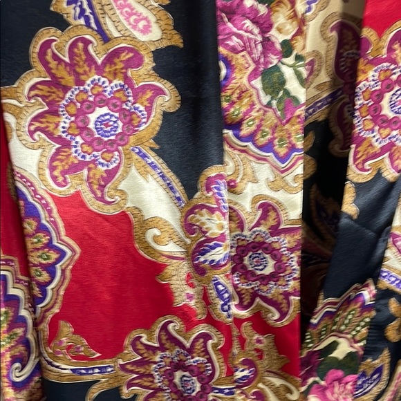 Elegant Floral Women's Robe - Picture 6 of 13